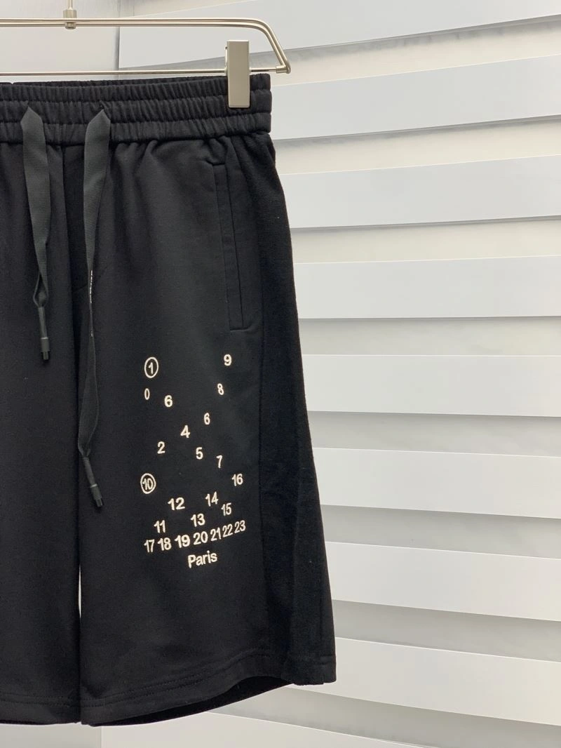 Affordable Unclassified Brand Short Pants 158976