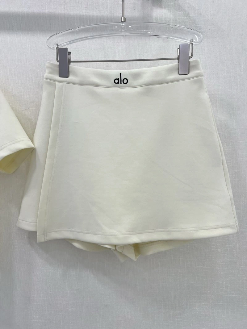 Casual Unclassified Brand Short Suits 150425