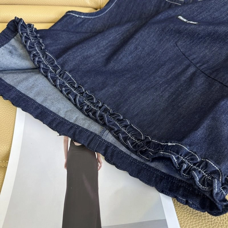 Premium Unclassified Brand Short Suits 150427