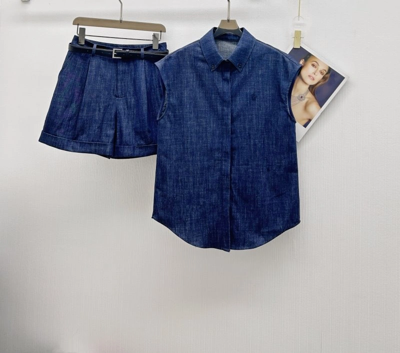 Unclassified Brand Short Suits EasyCare 155408