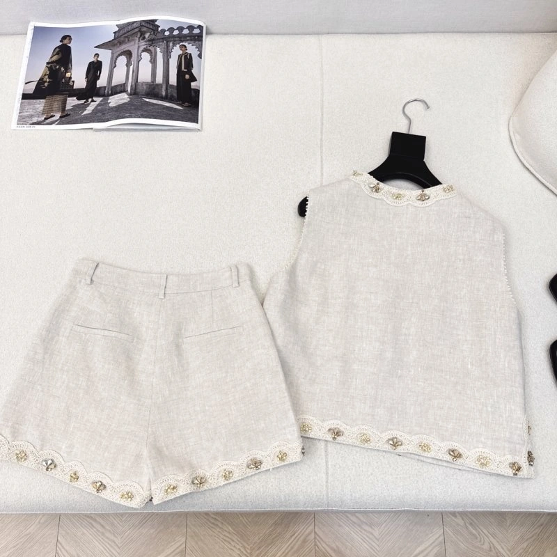 Unclassified Brand Short Suits Resilient 155395