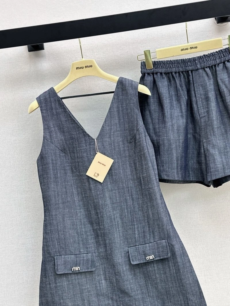 Unclassified Brand Short Suits Chic 147365