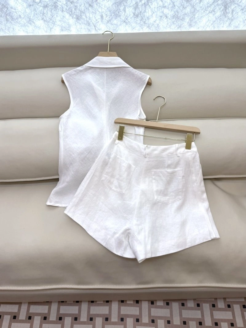Youthful Unclassified Brand Short Suits 147354
