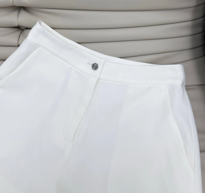 ModernLook Unclassified Brand Short Suits 147347