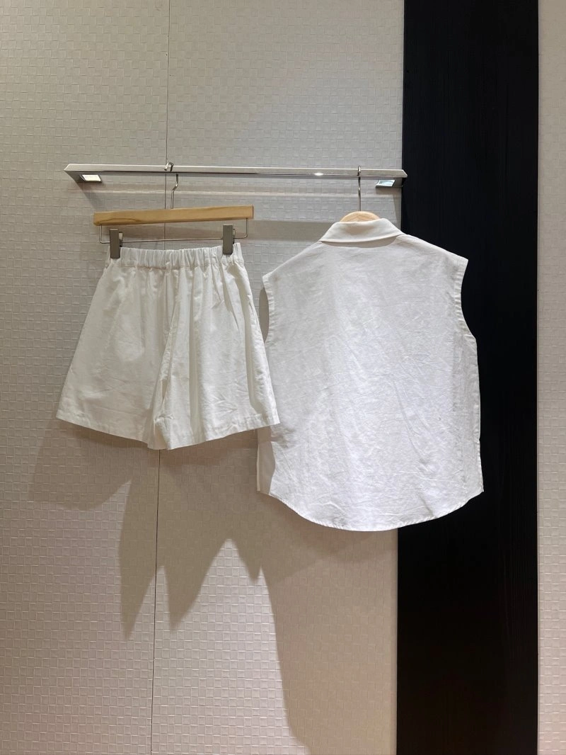 Functional Unclassified Brand Short Suits 147351