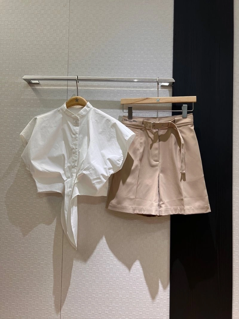 Unclassified Brand Short Suits Packable 147388