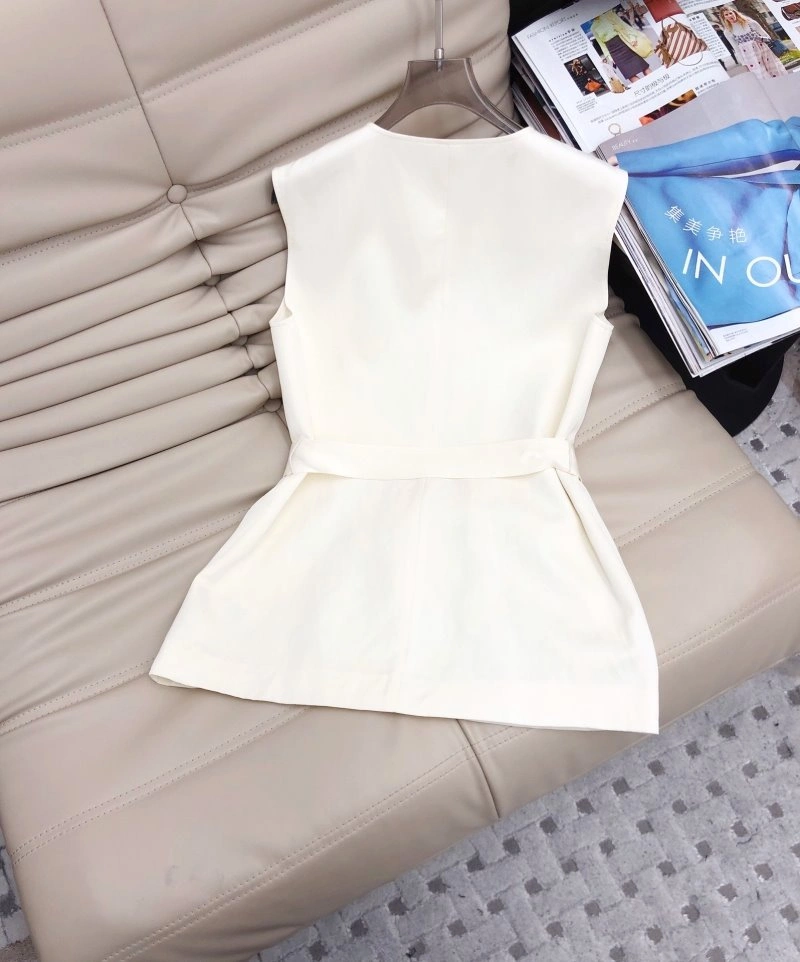 Bold Unclassified Brand Short Suits 153575