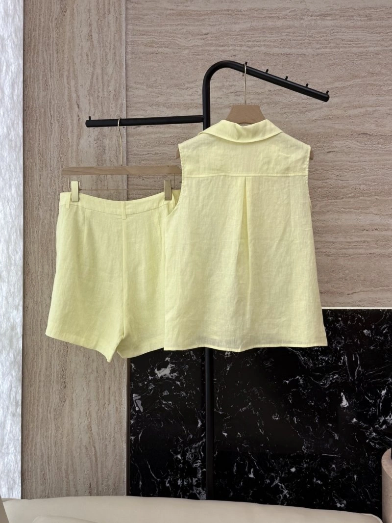 Unclassified Brand Short Suits ZipUp 153573