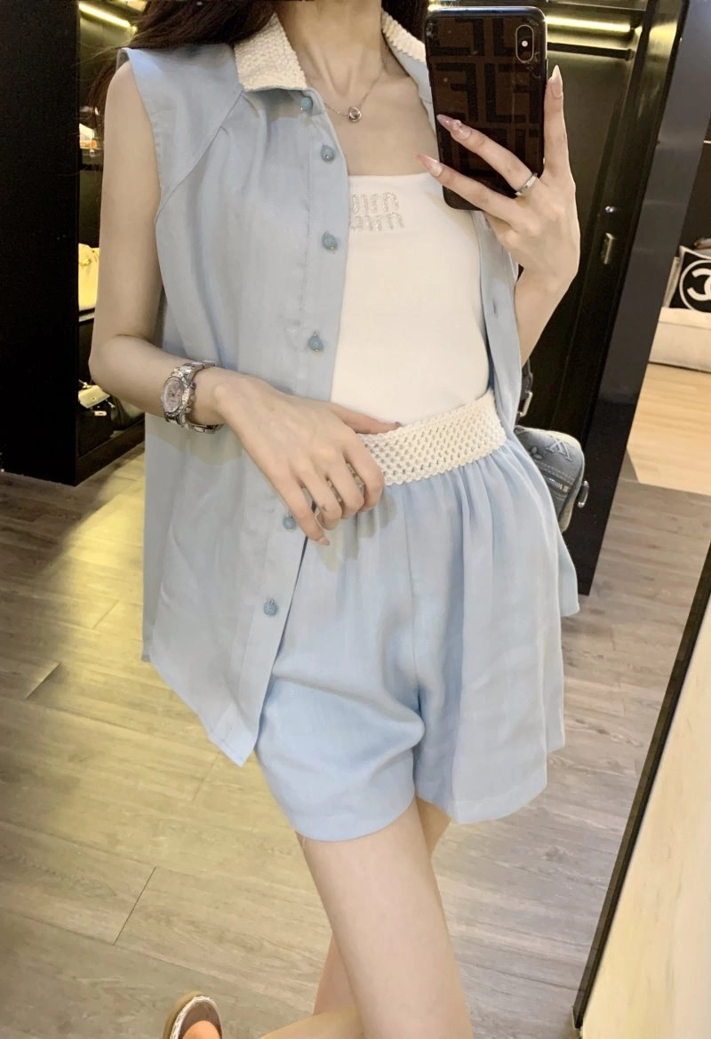 Soft Unclassified Brand Short Suits 153568