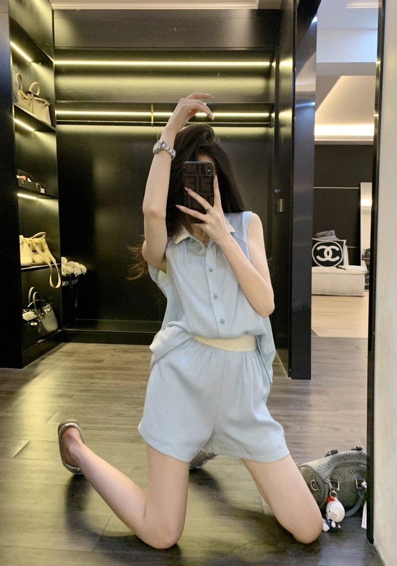 Soft Unclassified Brand Short Suits 153568