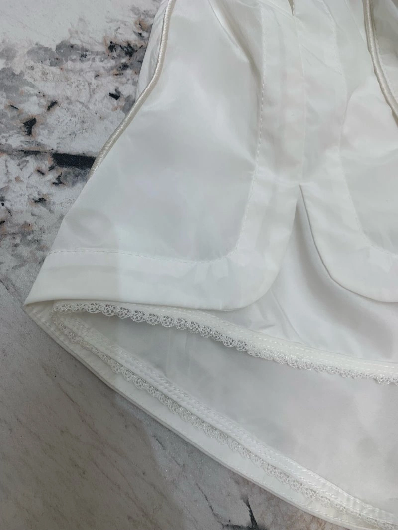 Effortless Unclassified Brand Short Suits 153560