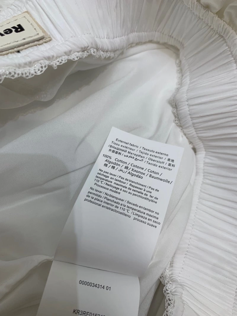 Effortless Unclassified Brand Short Suits 153560