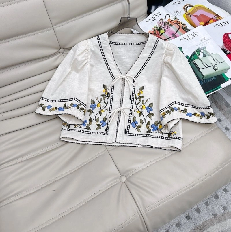 Unclassified Brand Short Suits FashionForward 153555