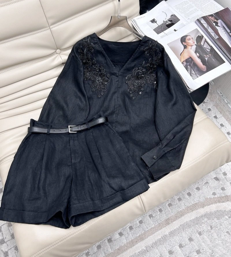 Lightweight Unclassified Brand Short Suits 153556
