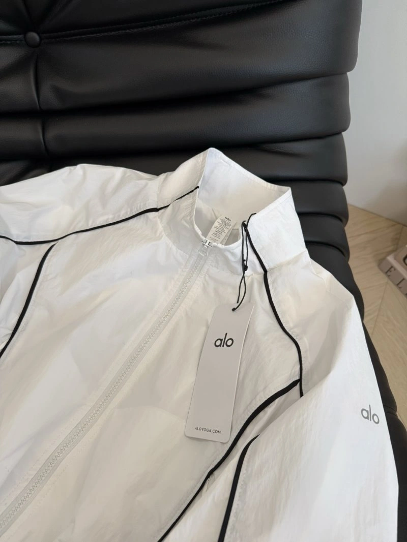 Unclassified Brand Short Suits Lightweight 153539