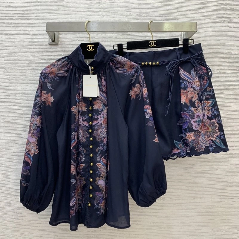 Upgraded Unclassified Brand Short Suits 152572