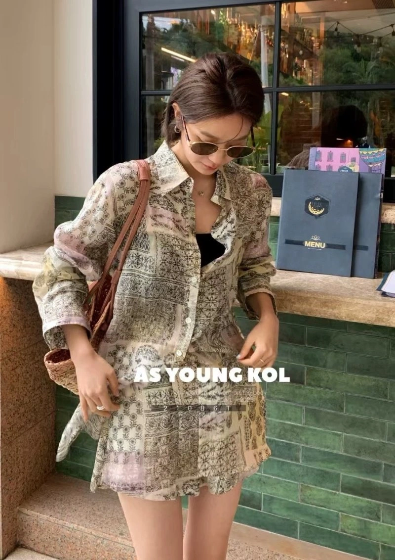 ModernLook Unclassified Brand Short Suits 152539