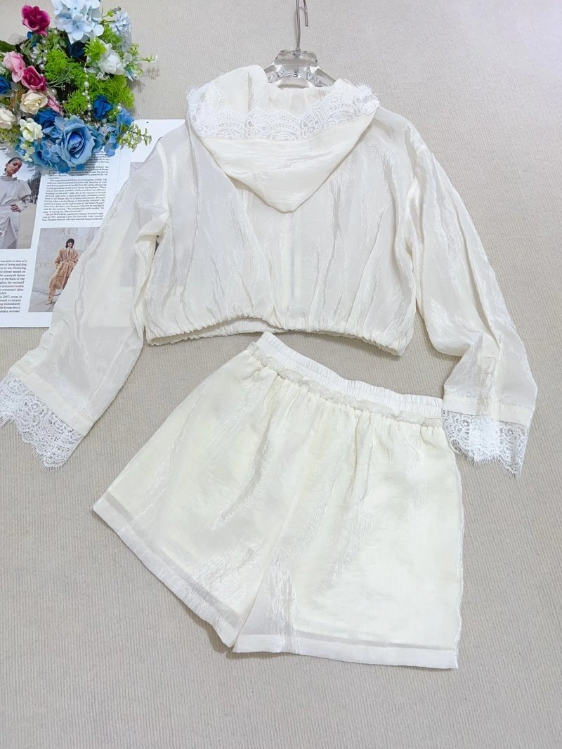 Unclassified Brand Short Suits Vibrant 152565