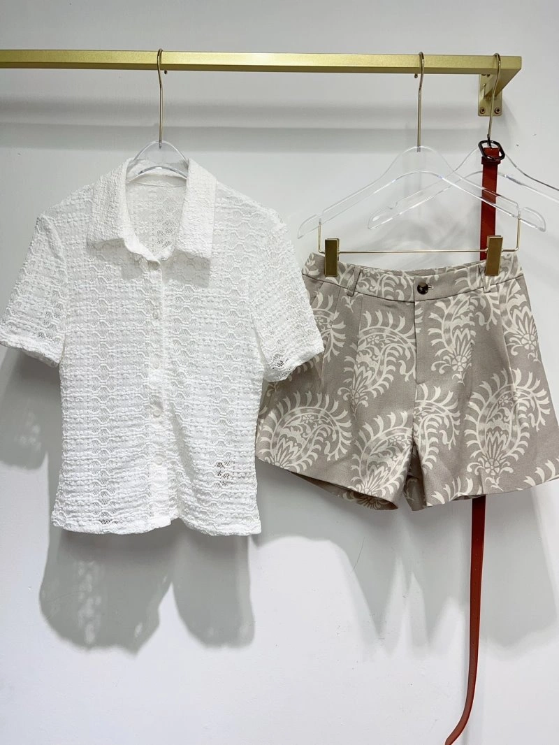 Comfortable Unclassified Brand Short Suits 152553