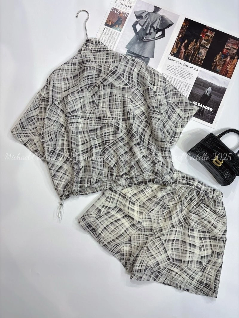 WaterResistant Unclassified Brand Short Suits 152551