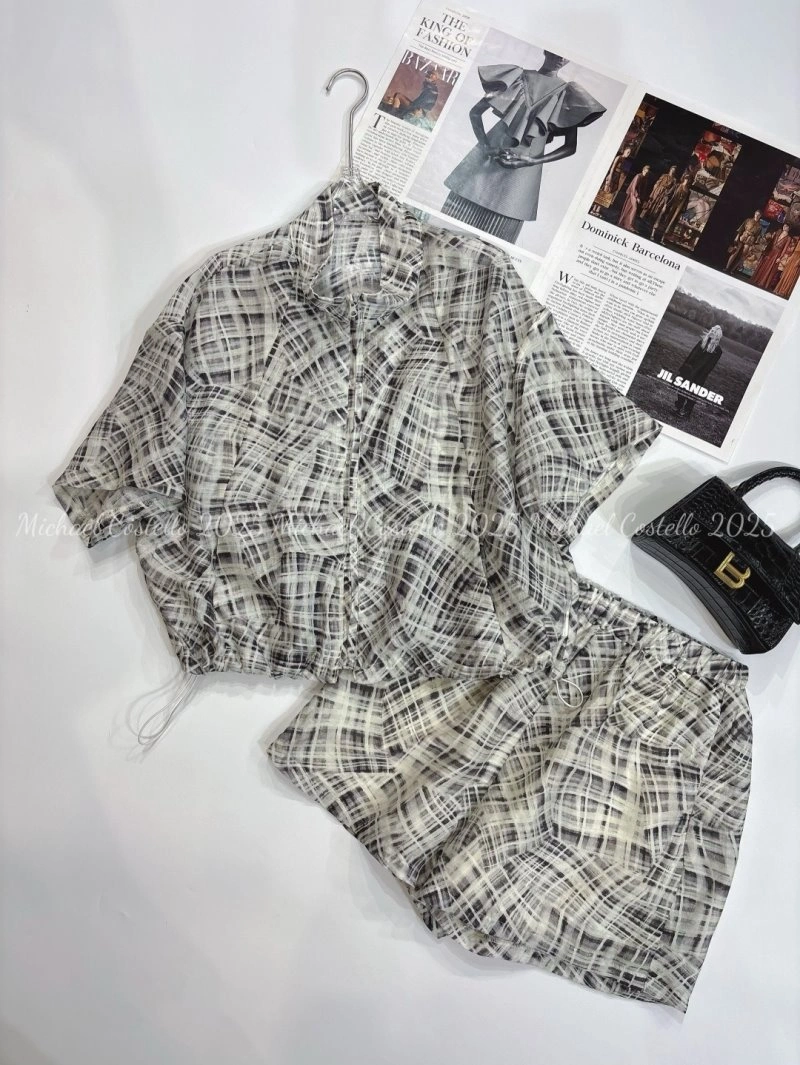 WaterResistant Unclassified Brand Short Suits 152551