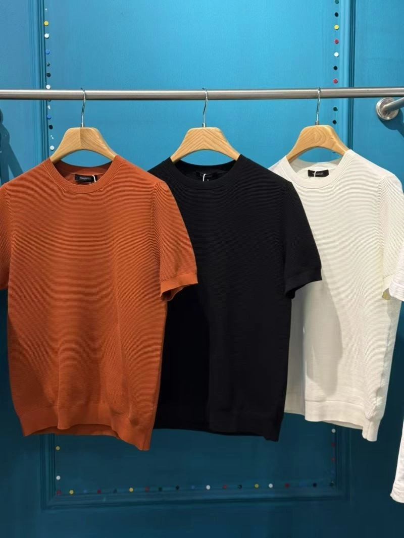 Vibrant Unclassified Brand Sweaters 162416