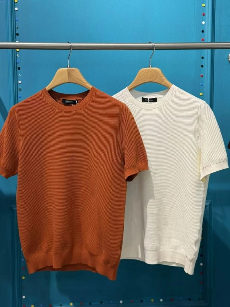 Vibrant Unclassified Brand Sweaters 162416