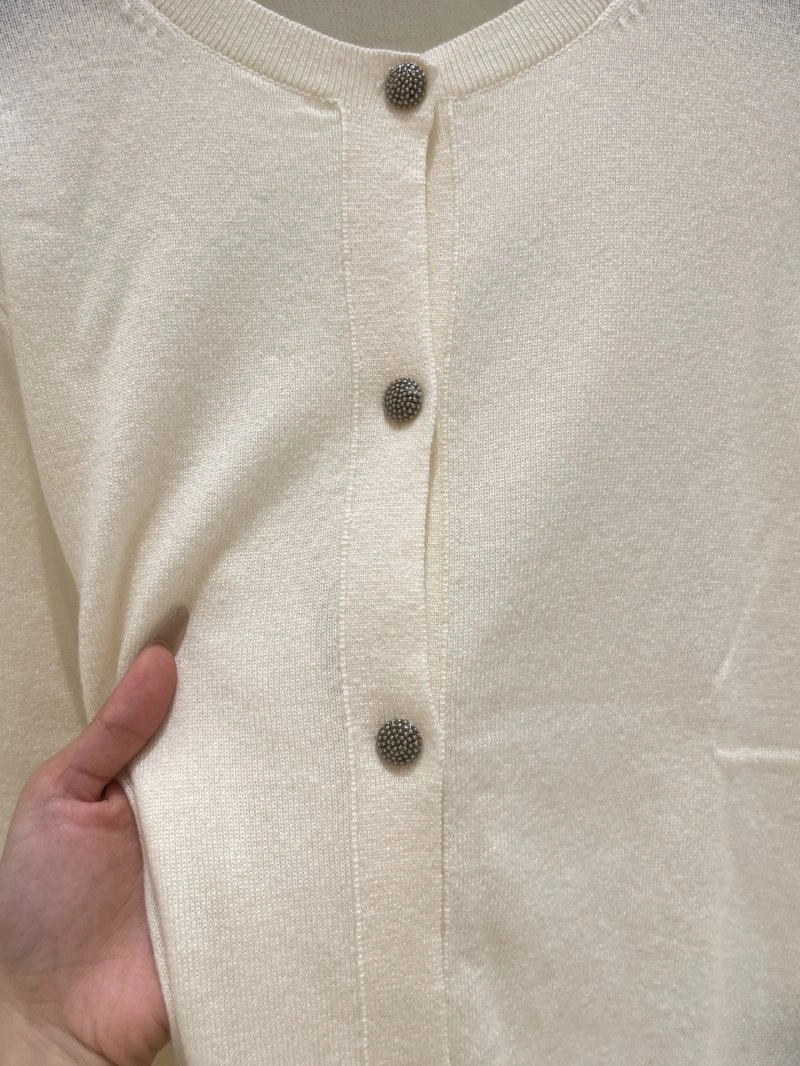 Neat Unclassified Brand Sweaters 150409