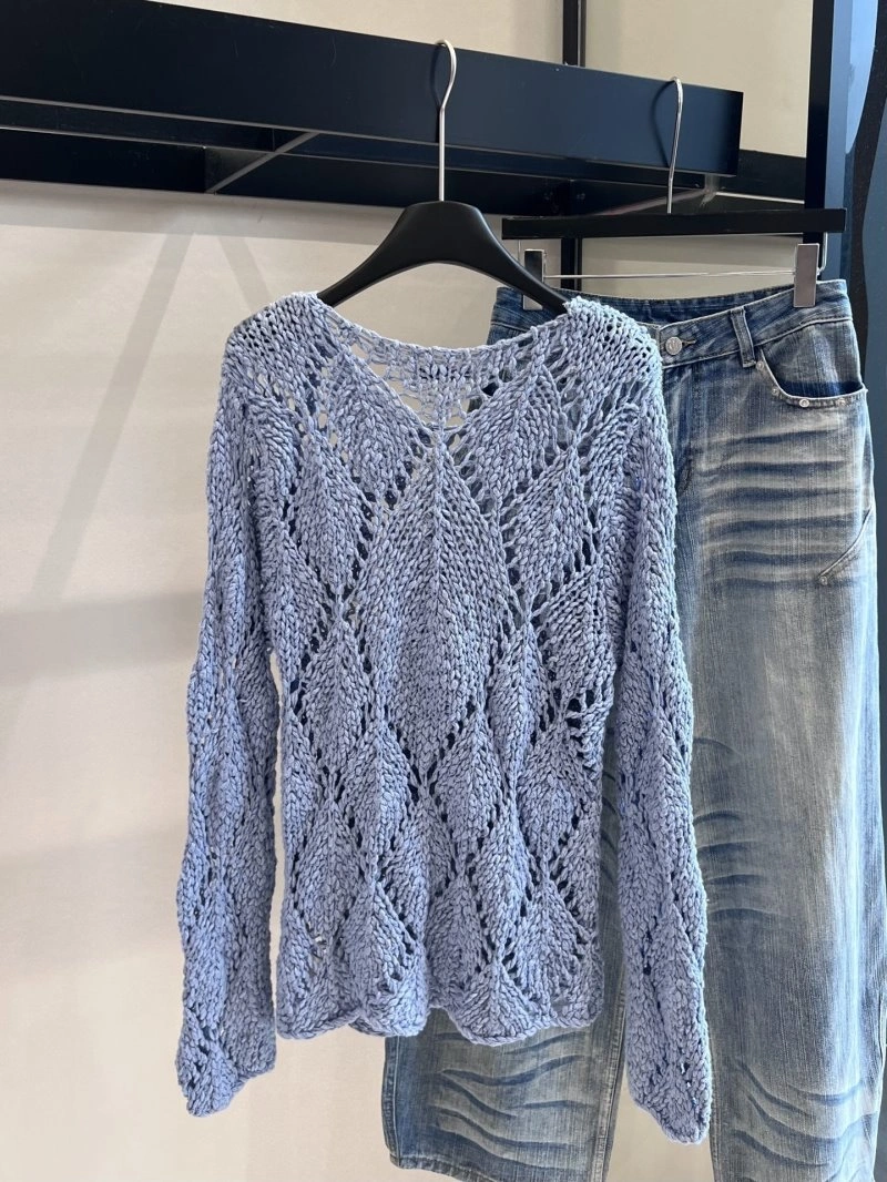 Sustainable Unclassified Brand Sweaters 150404