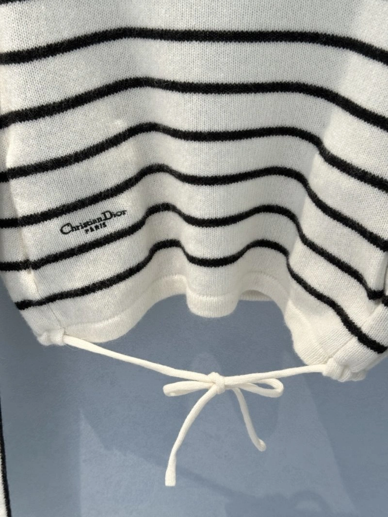 Soft Unclassified Brand Sweaters 155392