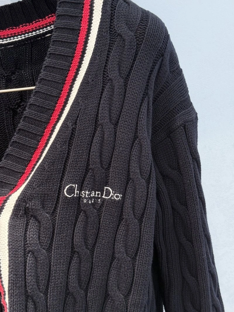 WellDesigned Unclassified Brand Sweaters 155386