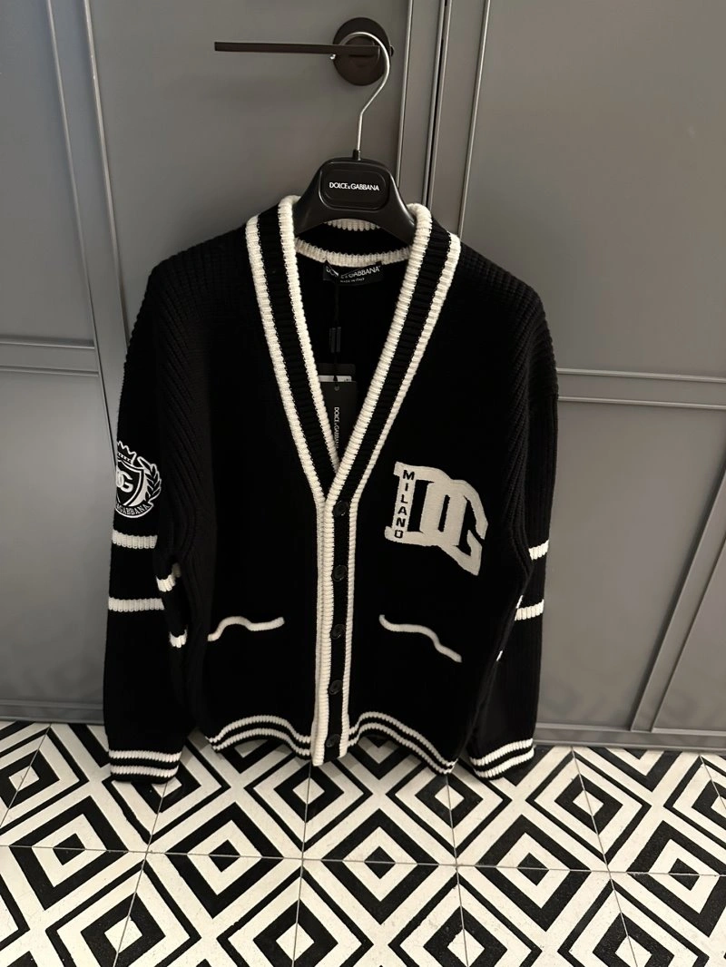 EyeCatching Unclassified Brand Sweaters 147316