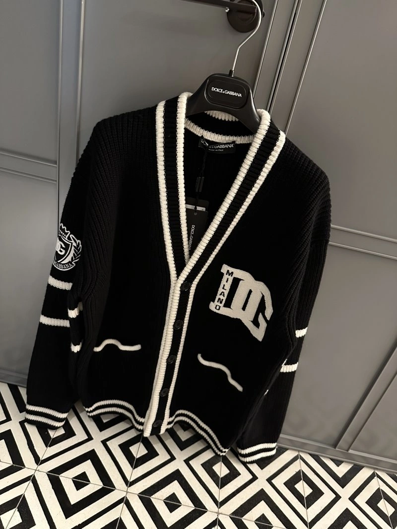 EyeCatching Unclassified Brand Sweaters 147316