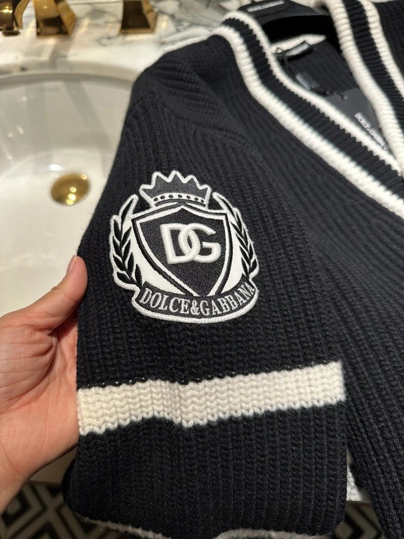 EyeCatching Unclassified Brand Sweaters 147316