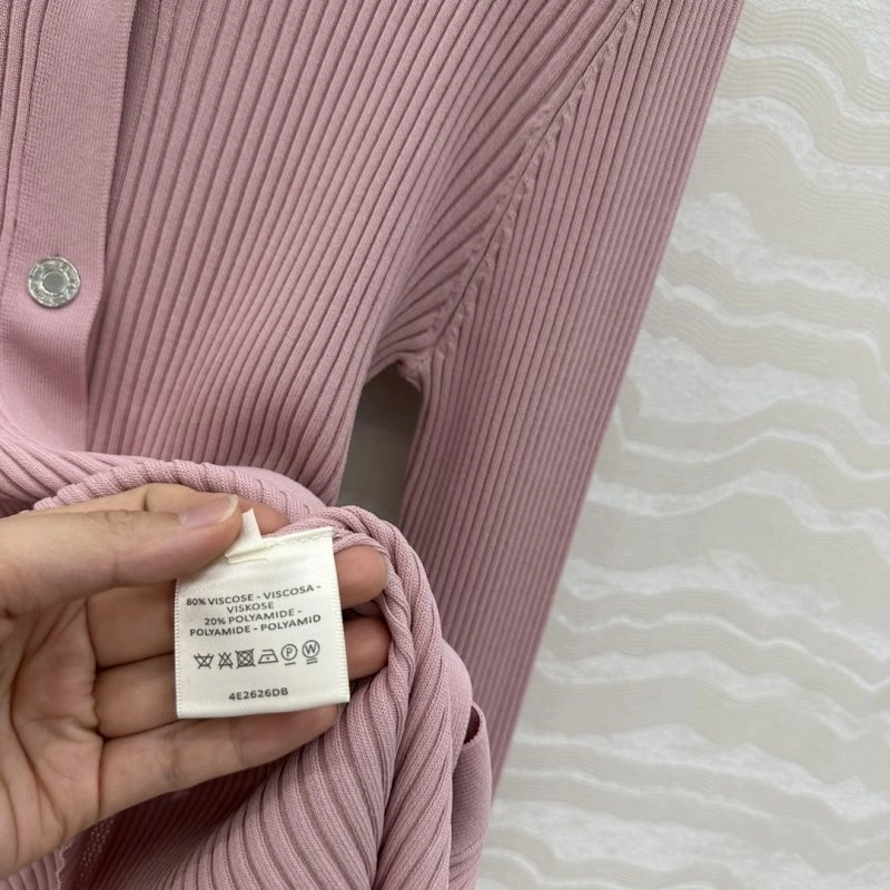 ComfortFit Unclassified Brand Sweaters 153536