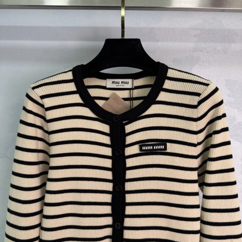 SoftTouch Unclassified Brand Sweaters 153517