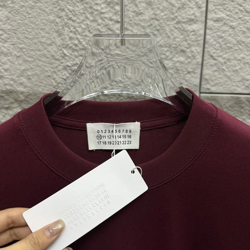 DailyWear Unclassified Brand T-Shirts 163412