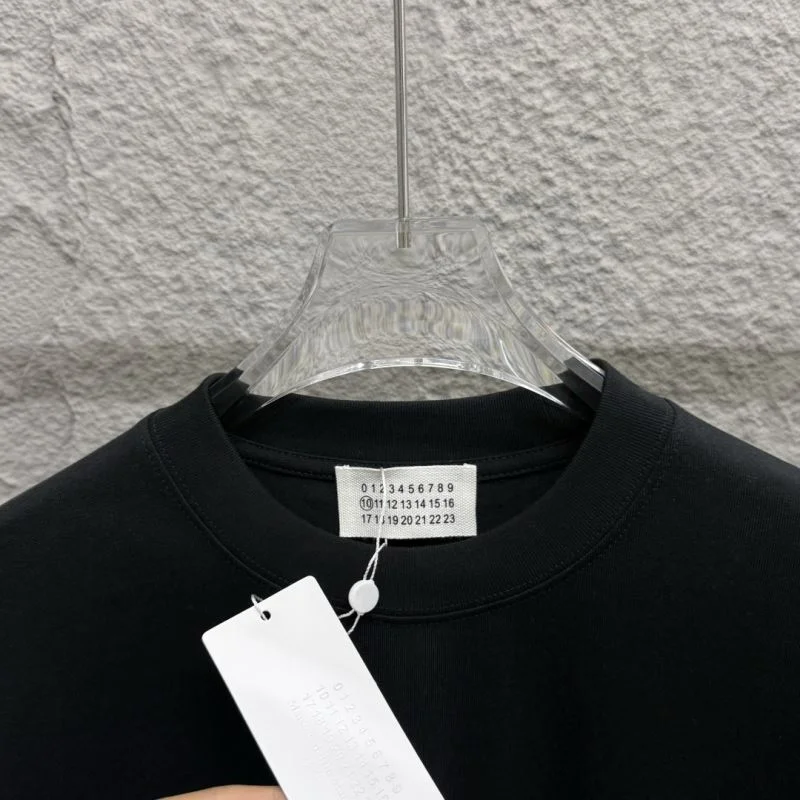 Stretchable Unclassified Brand T-Shirts 163414