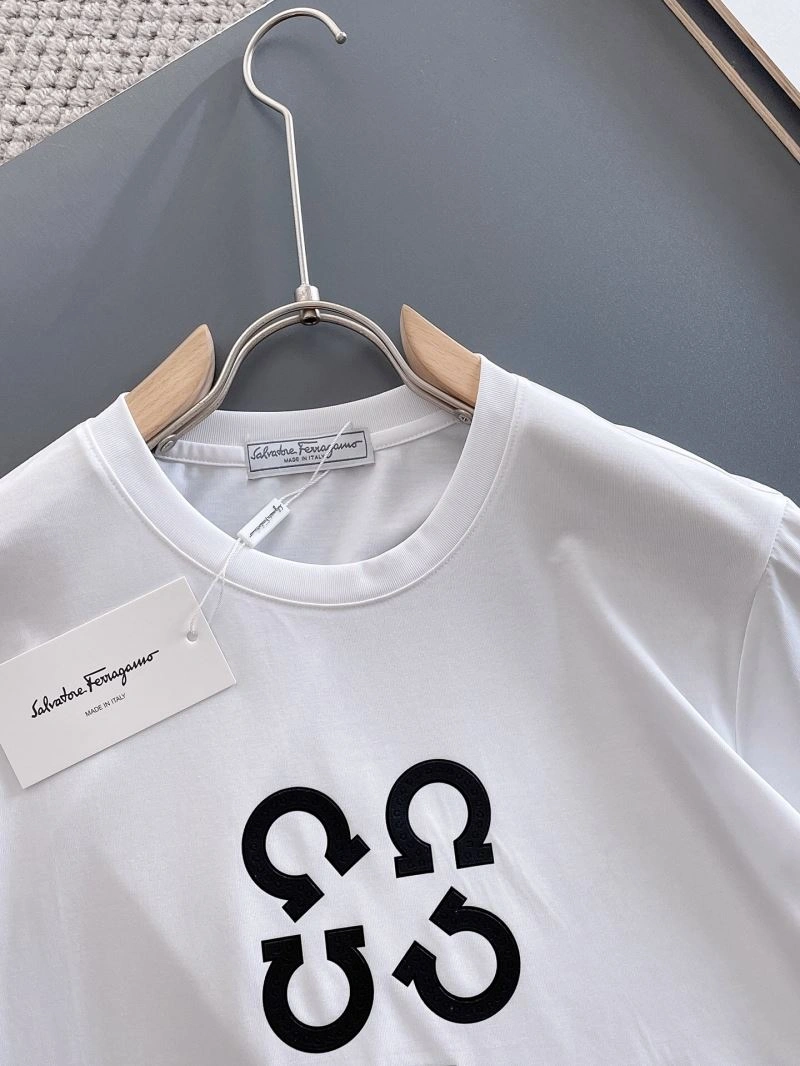 Unclassified Brand T-Shirts ModernLook 162370