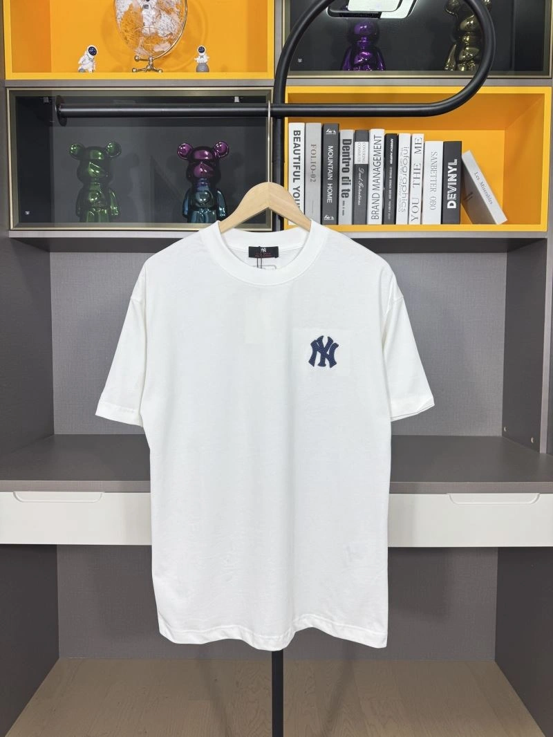 Efficient Unclassified Brand T-Shirts 162361