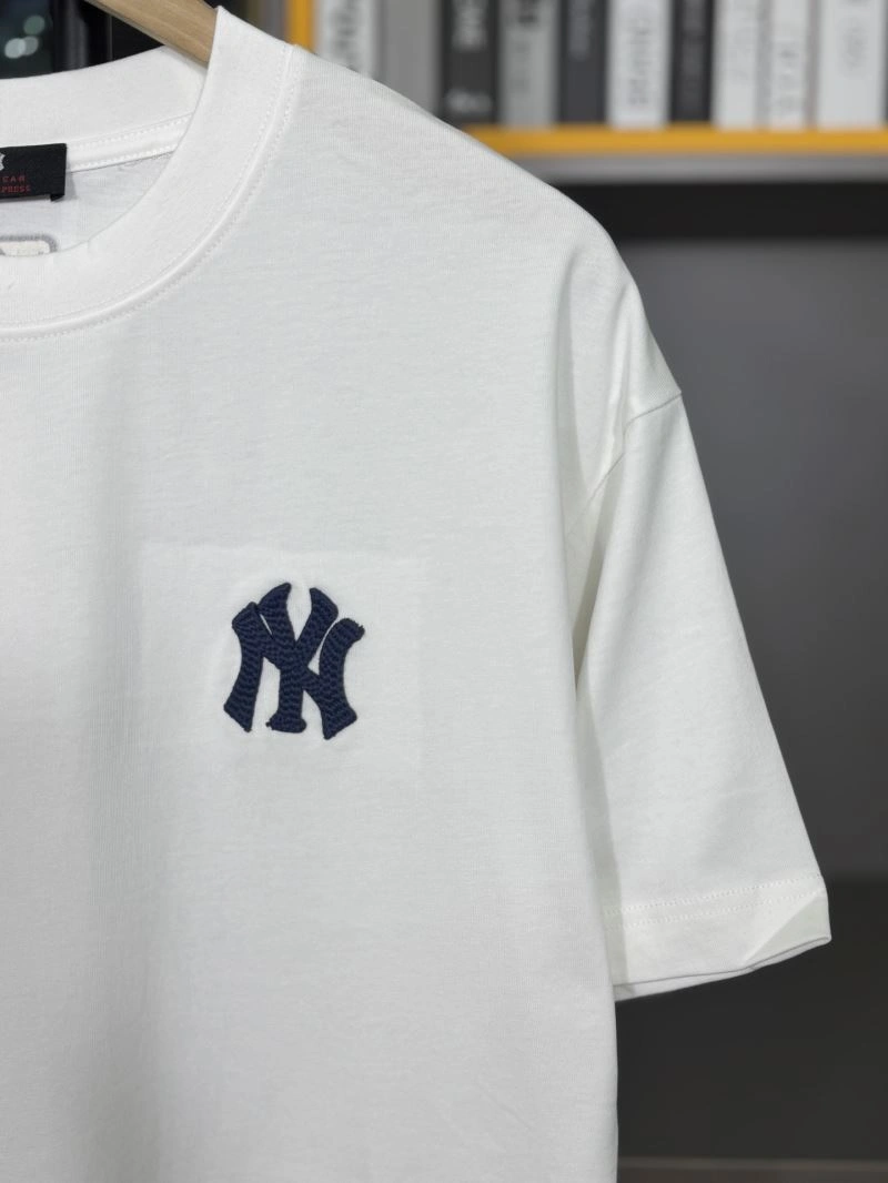 Efficient Unclassified Brand T-Shirts 162361