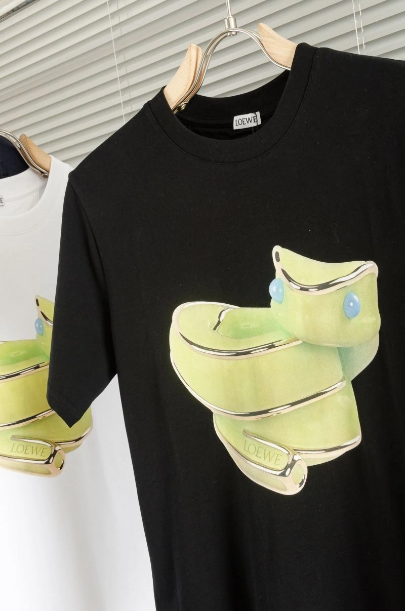 Packable Unclassified Brand T-Shirts 162340