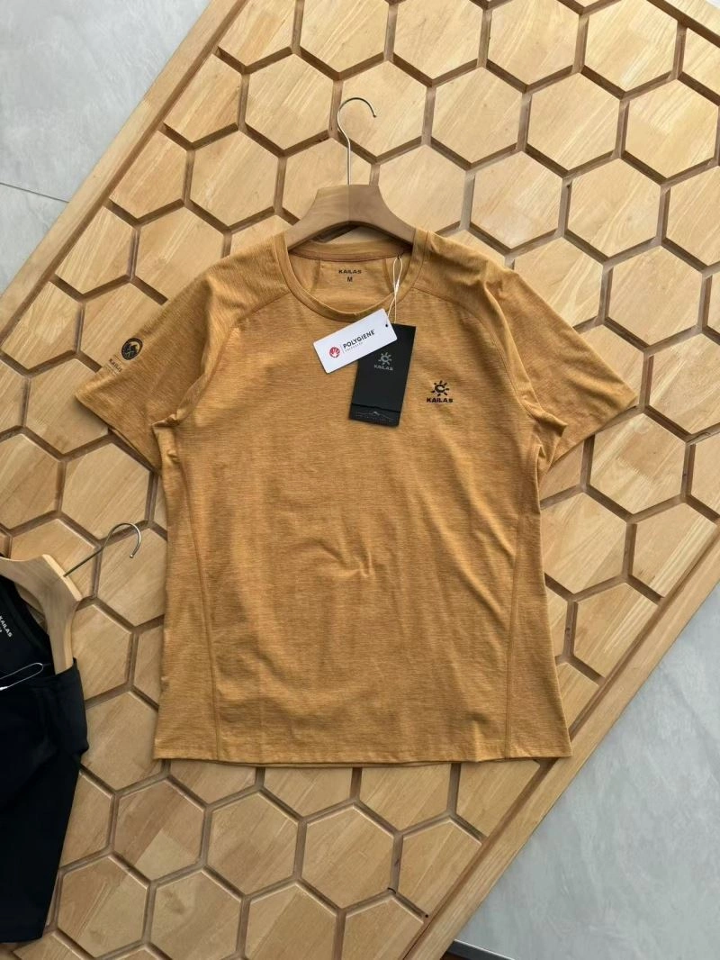 Unclassified Brand T-Shirts TimelessDesign 161388