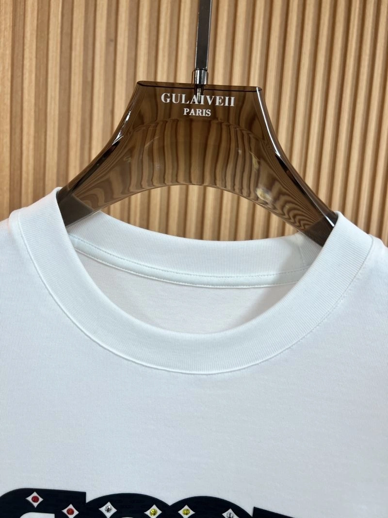 FreshLook Unclassified Brand T-Shirts 161319
