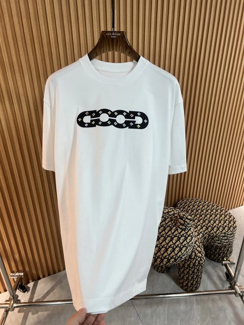 FreshLook Unclassified Brand T-Shirts 161319