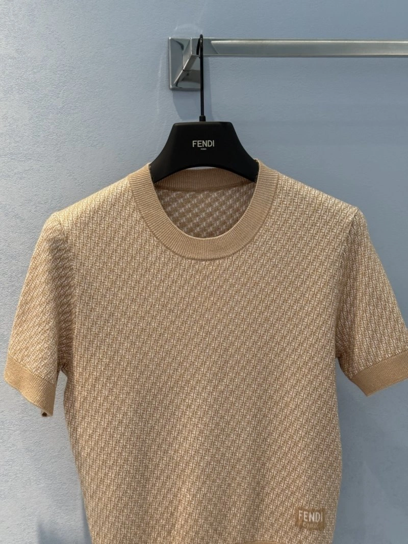 Unclassified Brand T-Shirts ModernLook 150401