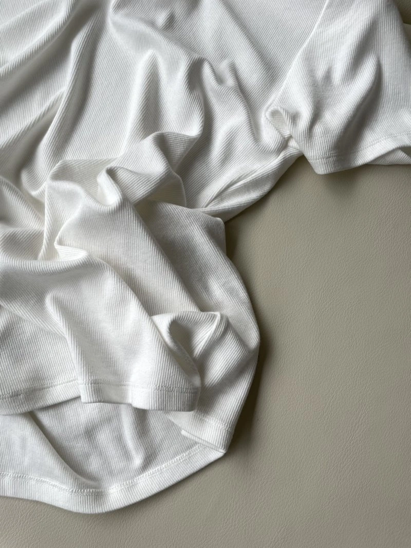 AllSeason Unclassified Brand T-Shirts 150392