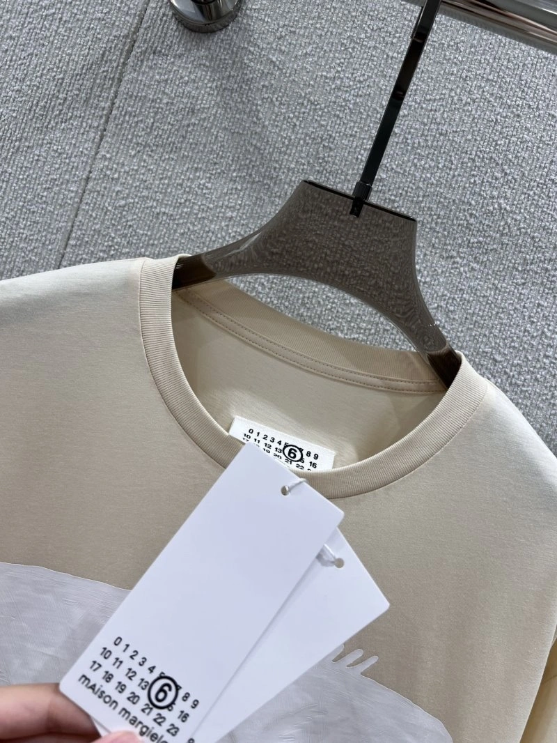 ZeroBulk Unclassified Brand T-Shirts 150382