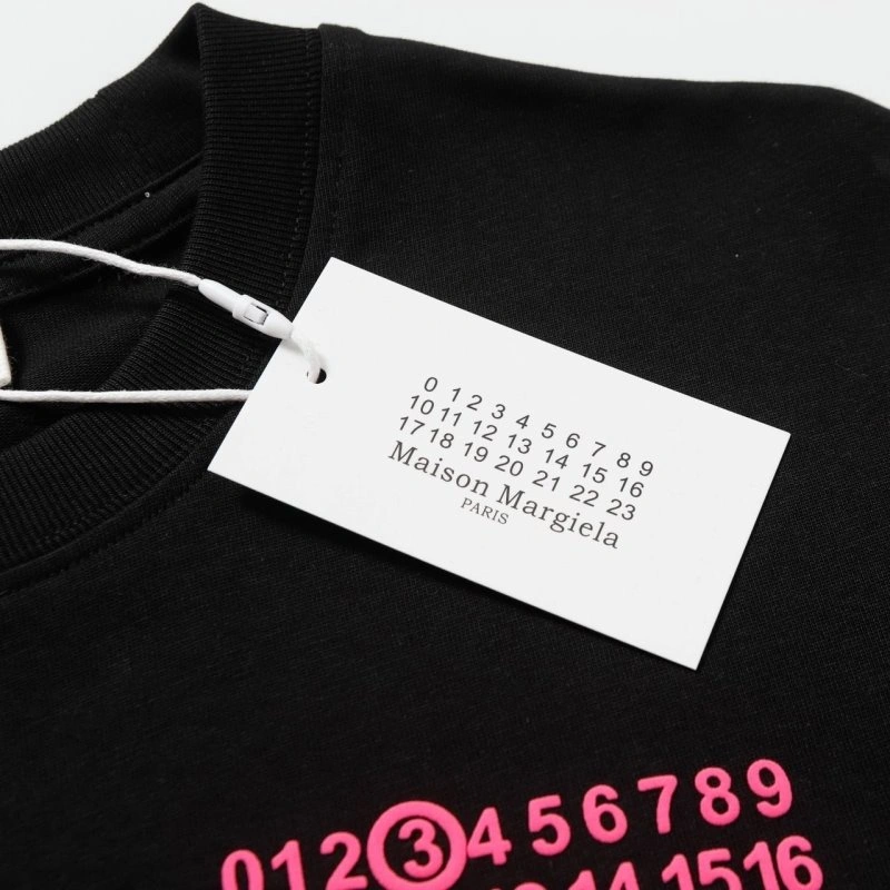 Elegant Unclassified Brand T-Shirts 150372