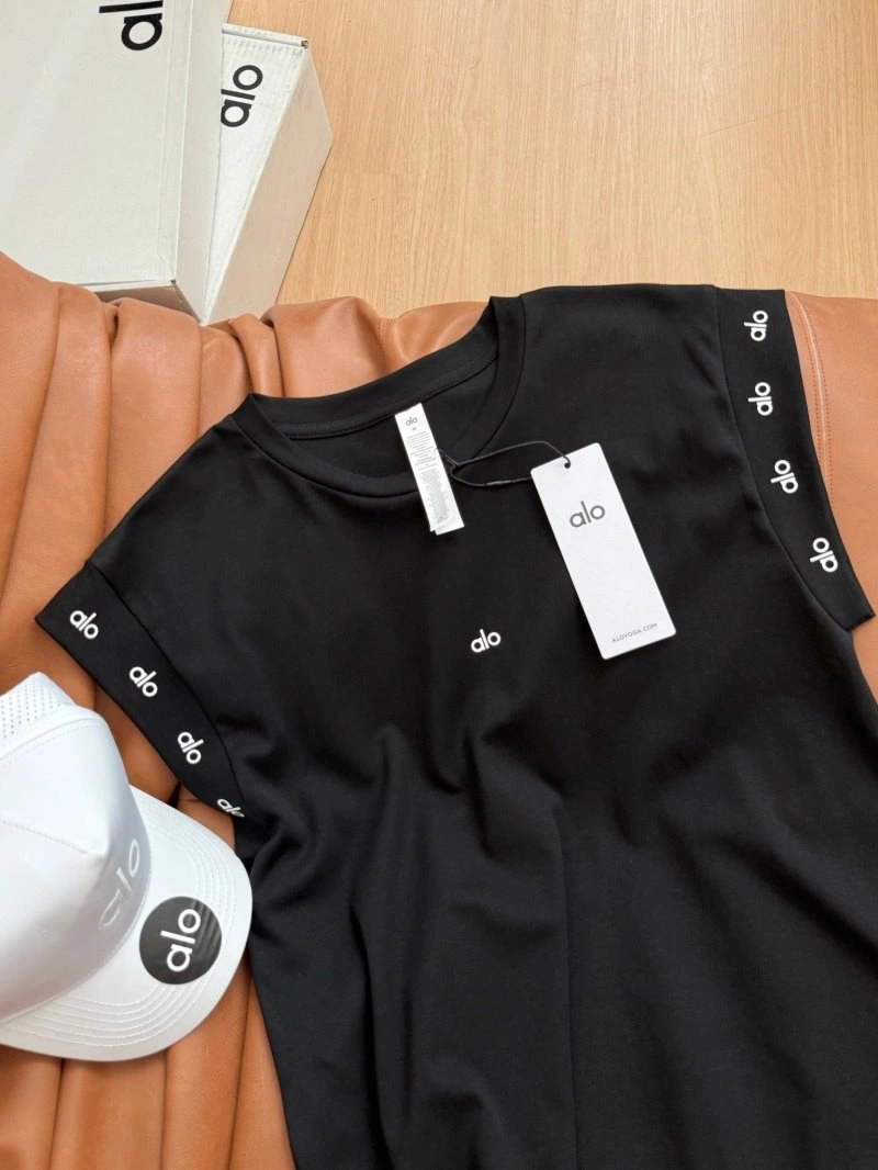 Supportive Unclassified Brand T-Shirts 150373